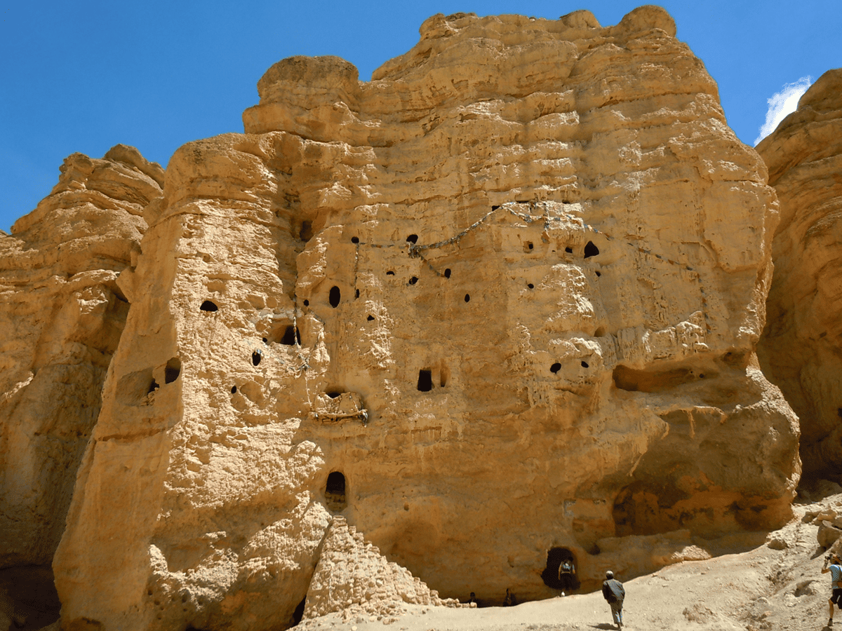 chhoser-cave