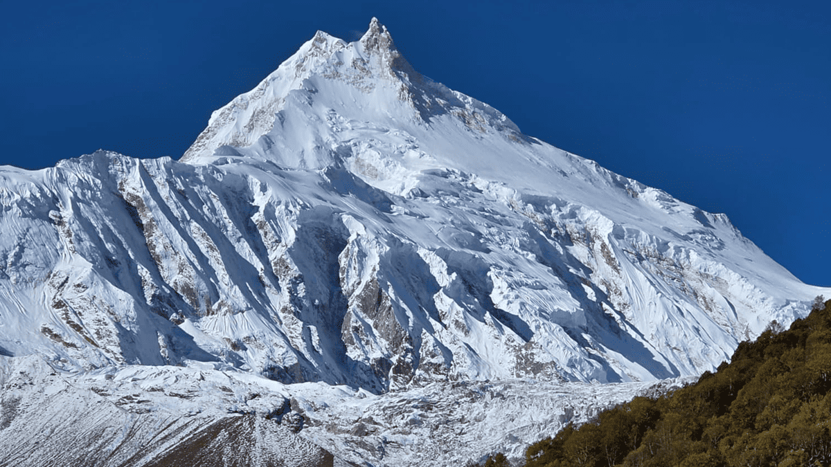 manaslu-tsum-valley-trek-nepal