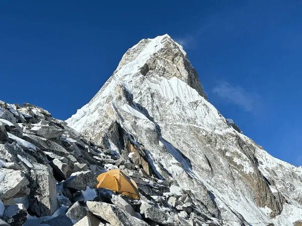 Ama Dablam Camp1