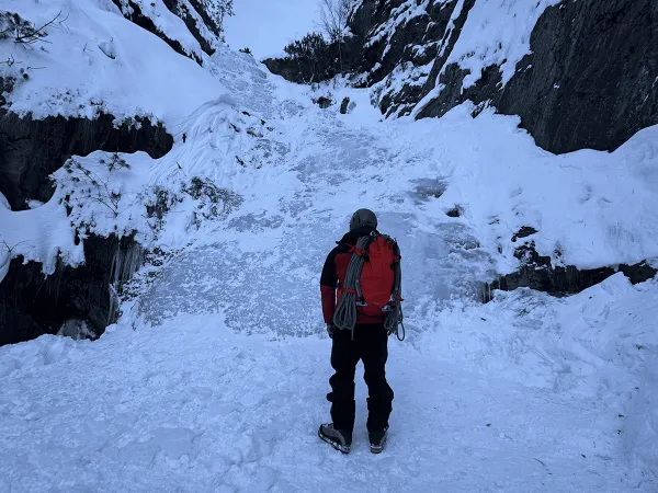 Humde Ice Climbing Course