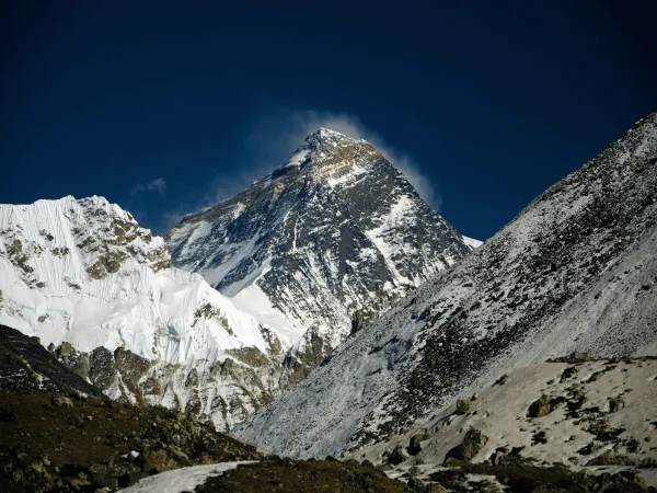 Incredible View Of Everest