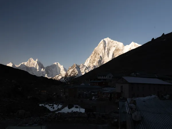 Mountain View From Lobuche