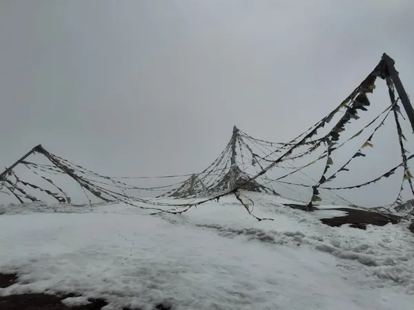 Snowfall At Pikey Peak