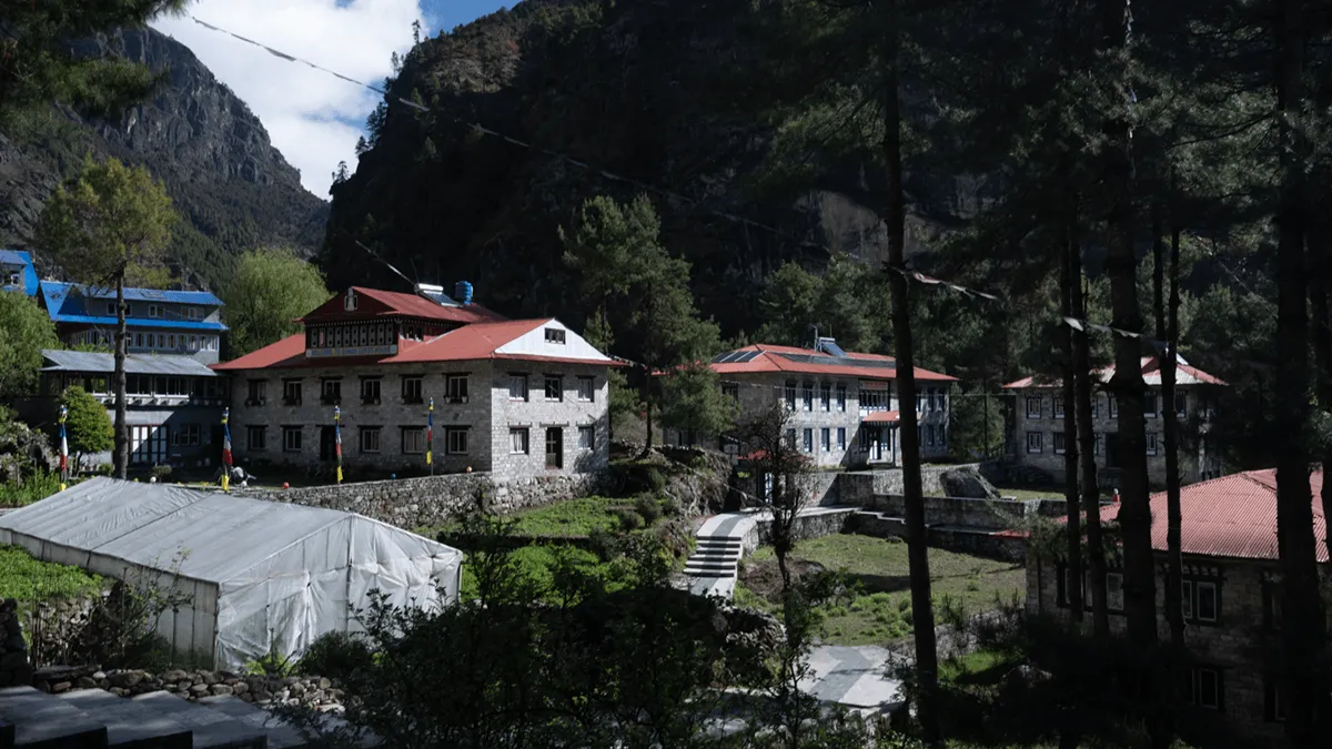 phakding-village